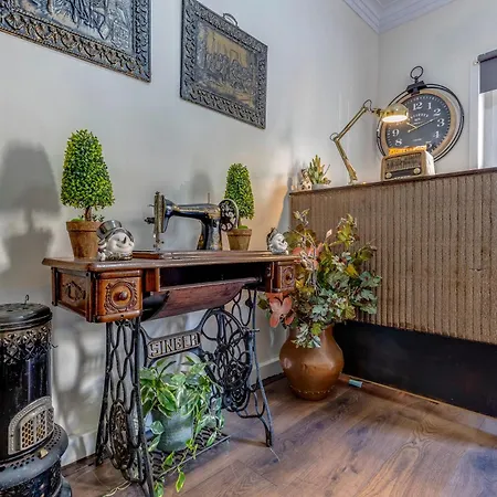 Quiet Point Hostel *