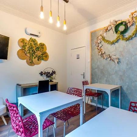 Vandrerhjem Quiet Point