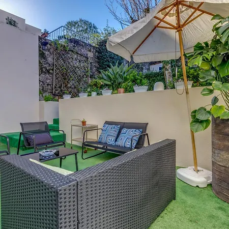 Quiet View Hostel & Rooms בית הארחה פורטו