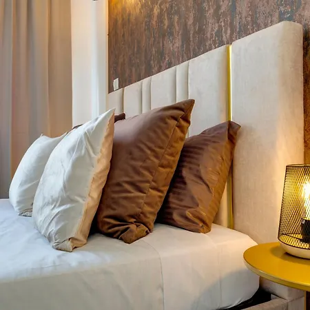 Quiet View Hostel & Rooms בית הארחה