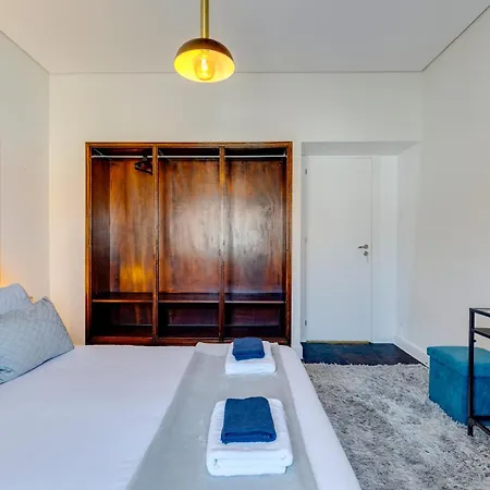Quiet View Hostel & Rooms